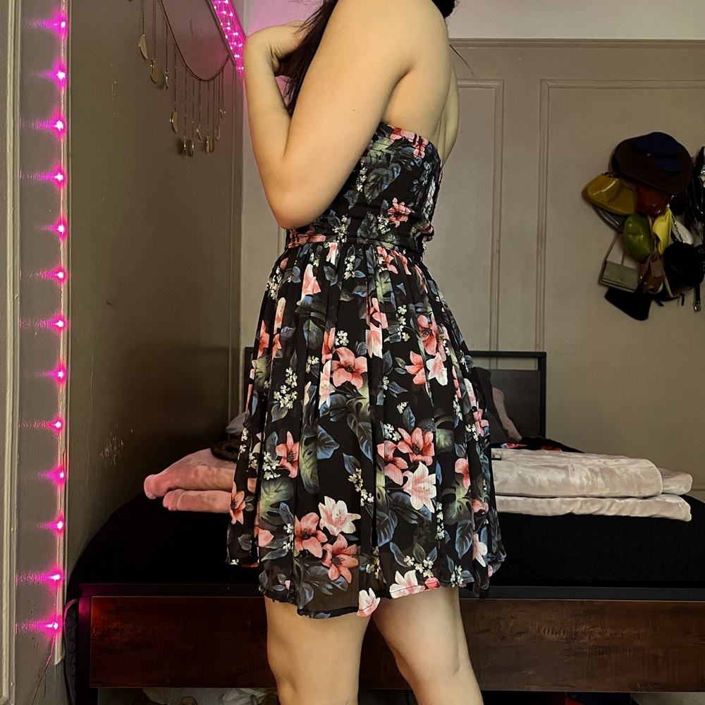 Hollister Sweet SummerDress - Picture 6 of 6